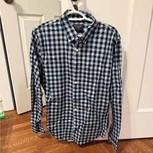 Abercrombie & Fitch Blue Casual Button Down Shirt